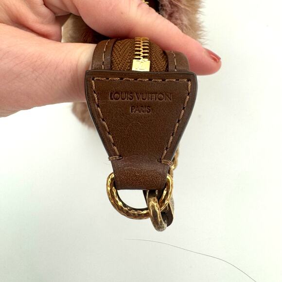 Louis Vuitton Blush Mink Pochette Limited Sale 2013-14 Collection Full Set - Picture 12 of 15